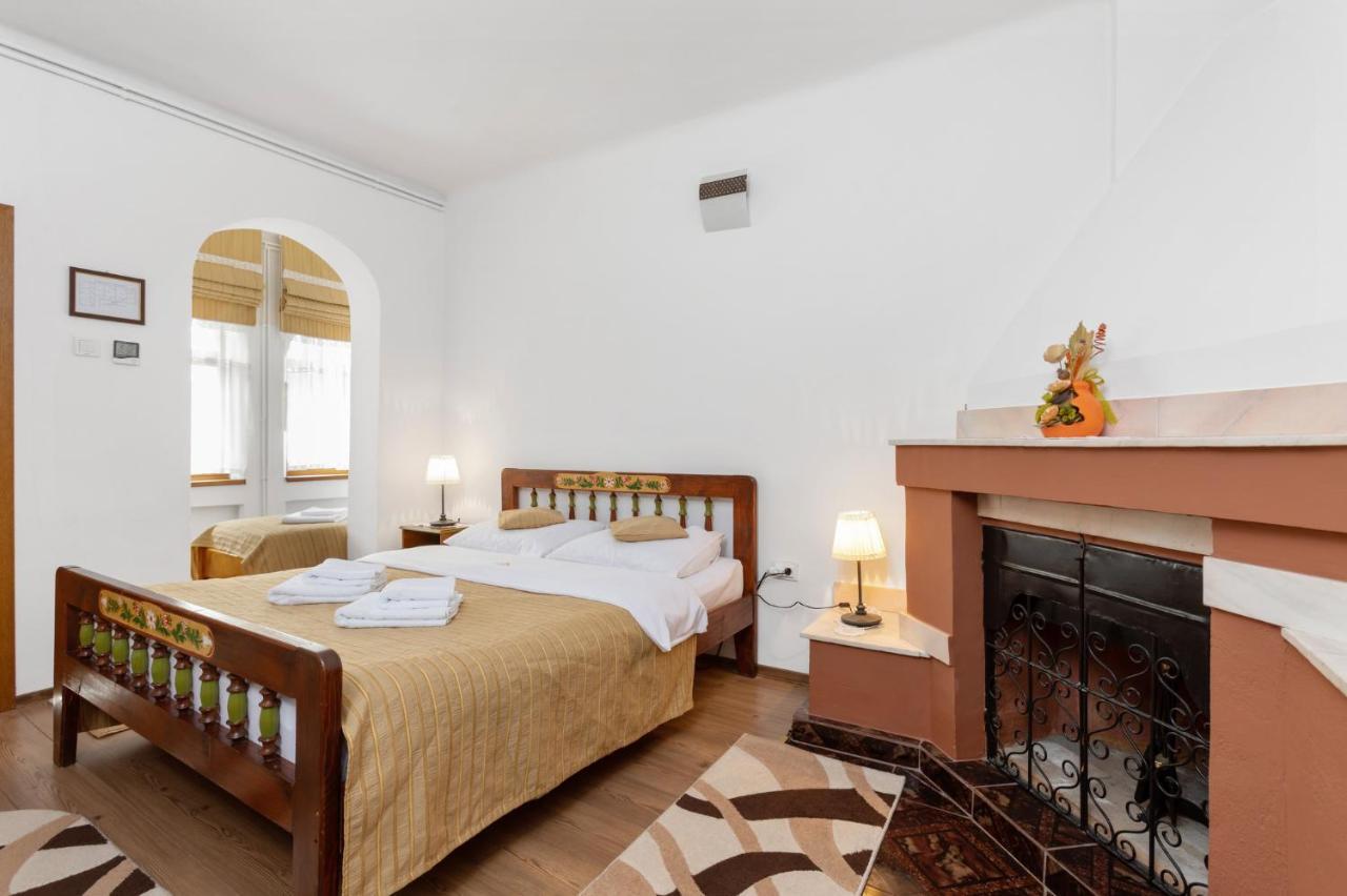 Casa Rasnoveana Esterno foto